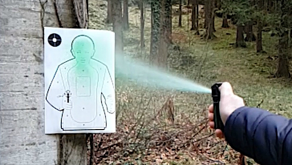 Pfefferspray mit Sprühnebel und Sprühstrahl Pfefferspray mit Sprühnebel